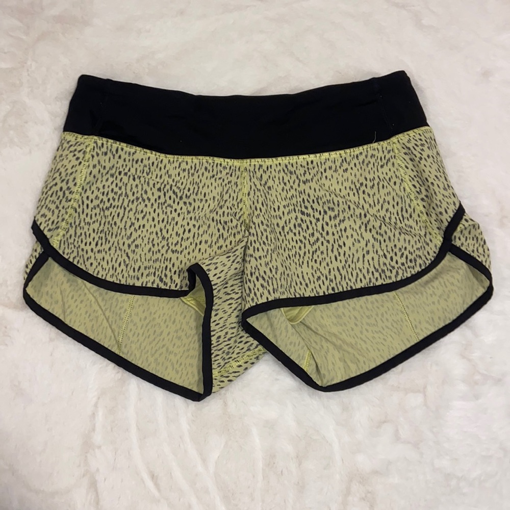 Lime green/yellowish patterned lulu lemon speed up shorts